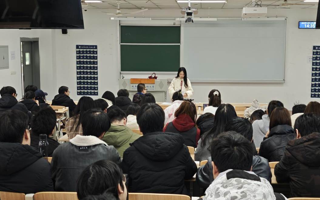 2ae2a7592495cba75391acb8dd97119